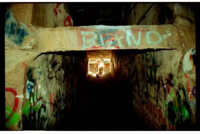 Solo exploration, tunnels under american flats